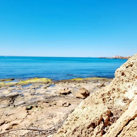 100m From The Paradisiacal Coves Of Prázdninový dům Torrevieja
